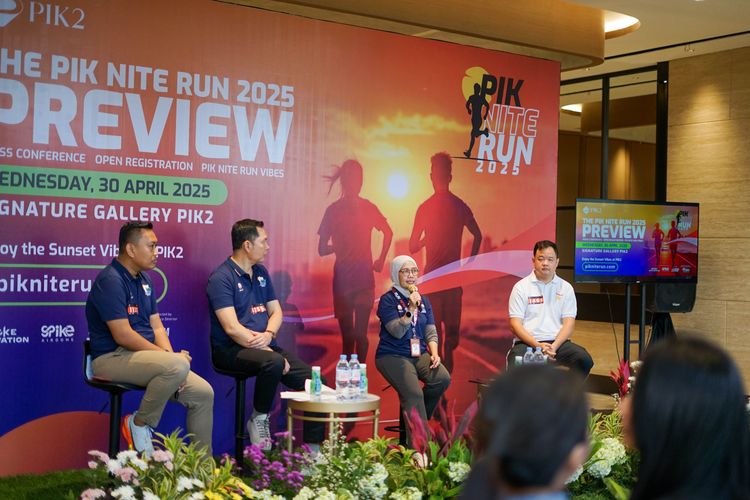 Race photo from PIK NITE RUN VIBES