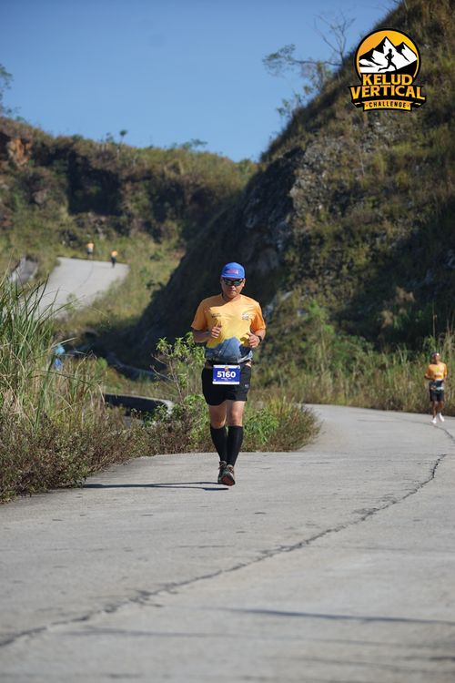 Race photo from Kelud Vertical Challenge 2024