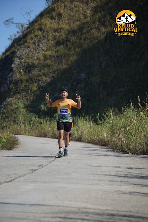 Race photo from Kelud Vertical Challenge 2024