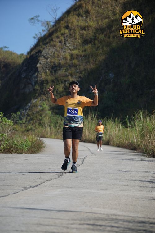 Race photo from Kelud Vertical Challenge 2024
