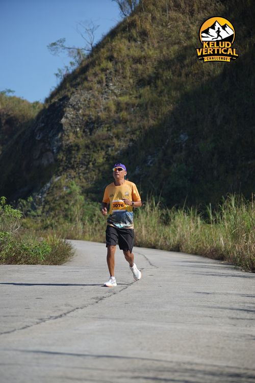 Race photo from Kelud Vertical Challenge 2024
