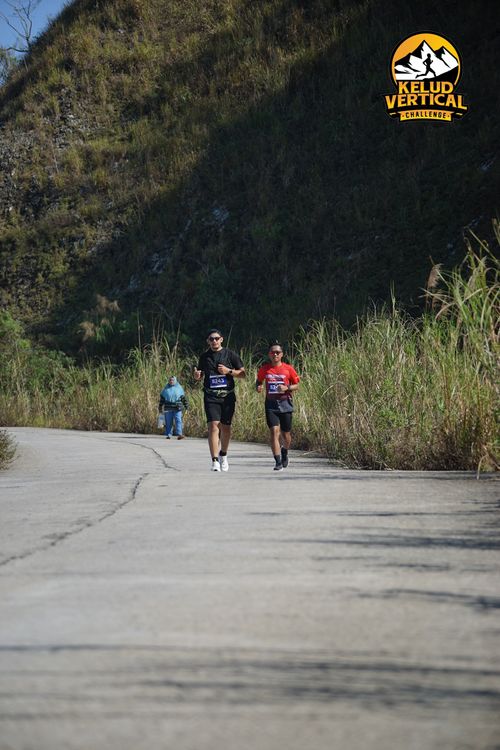 Race photo from Kelud Vertical Challenge 2024