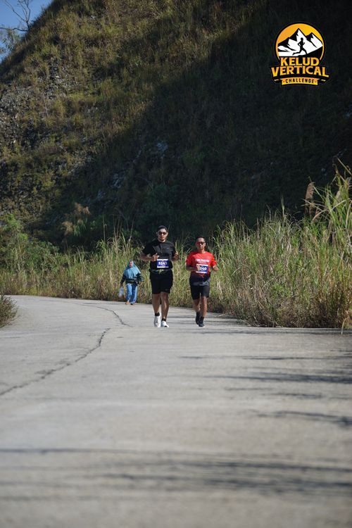 Race photo from Kelud Vertical Challenge 2024