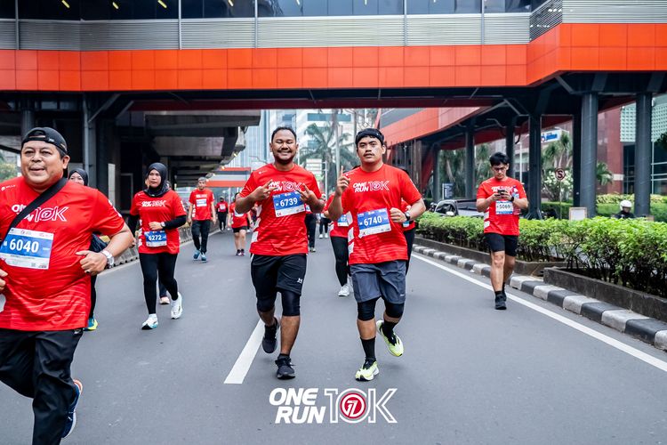 Race photo from ONE RUN 10K 2025