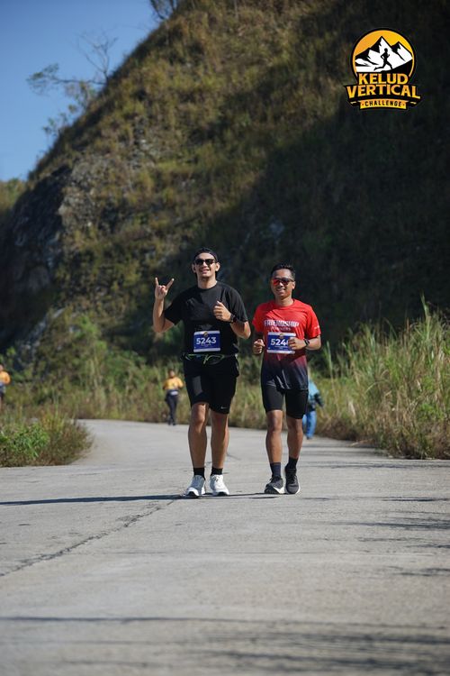Race photo from Kelud Vertical Challenge 2024
