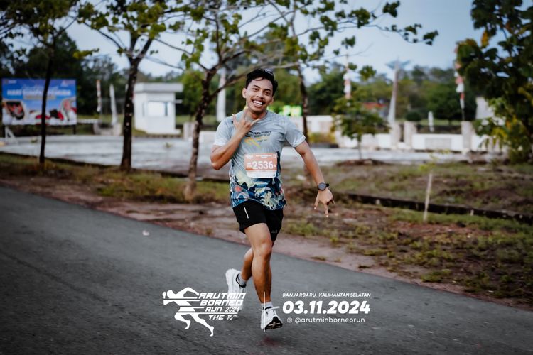 Race photo from Arutmin Borneo Run 2024