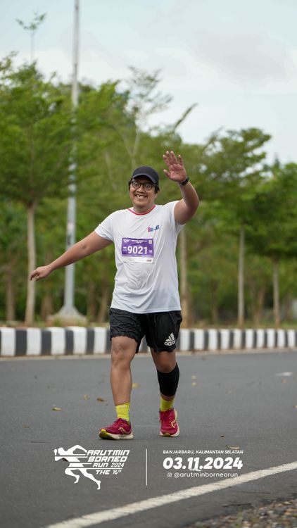 Race photo from Arutmin Borneo Run 2024