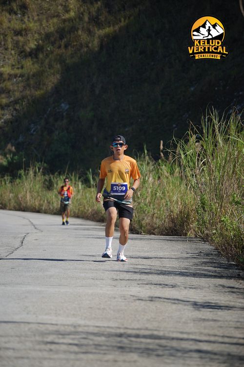 Race photo from Kelud Vertical Challenge 2024