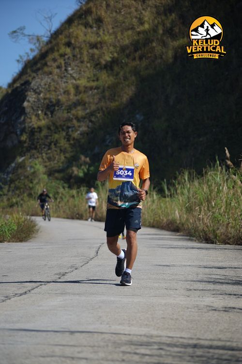 Race photo from Kelud Vertical Challenge 2024