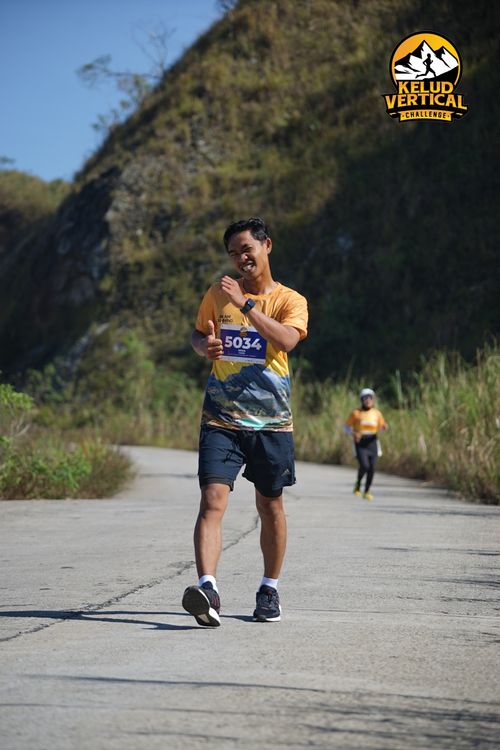 Race photo from Kelud Vertical Challenge 2024