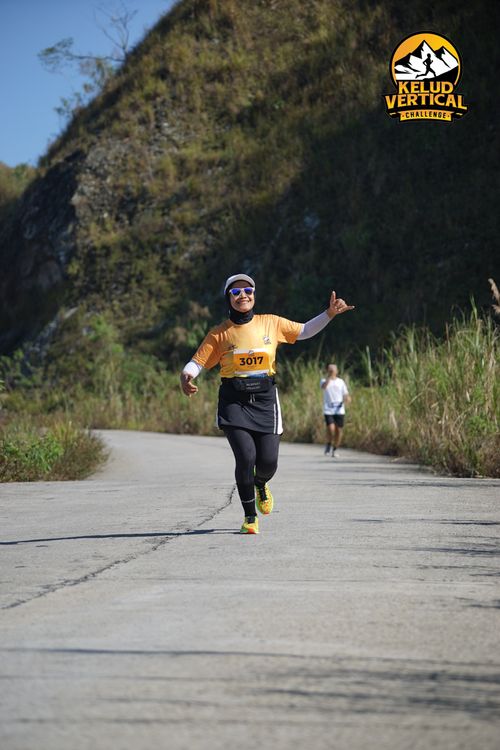 Race photo from Kelud Vertical Challenge 2024