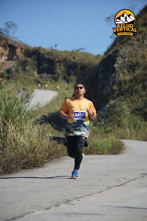 Race photo from Kelud Vertical Challenge 2024