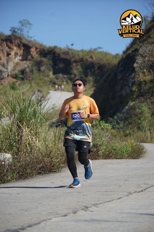 Race photo from Kelud Vertical Challenge 2024
