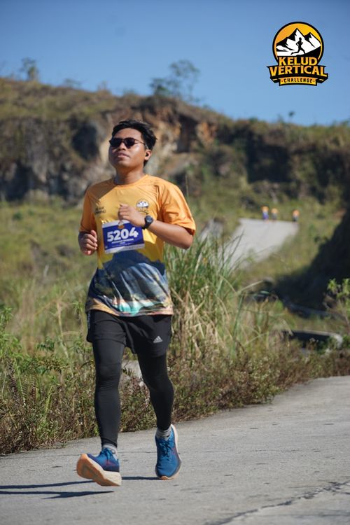 Race photo from Kelud Vertical Challenge 2024