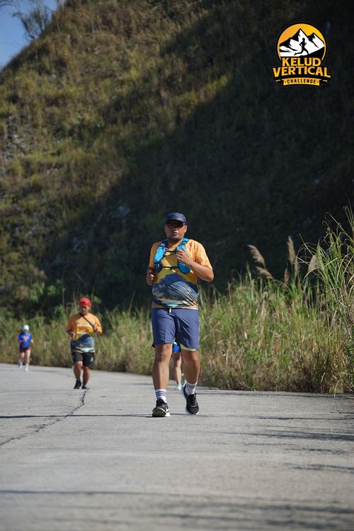 Race photo from Kelud Vertical Challenge 2024