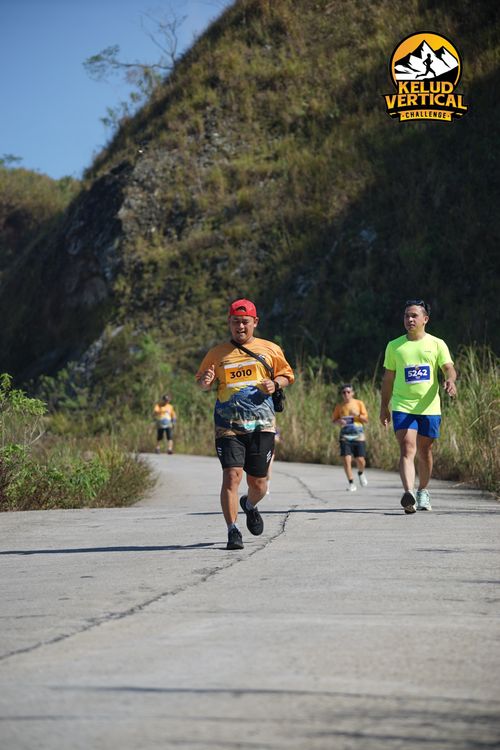 Race photo from Kelud Vertical Challenge 2024