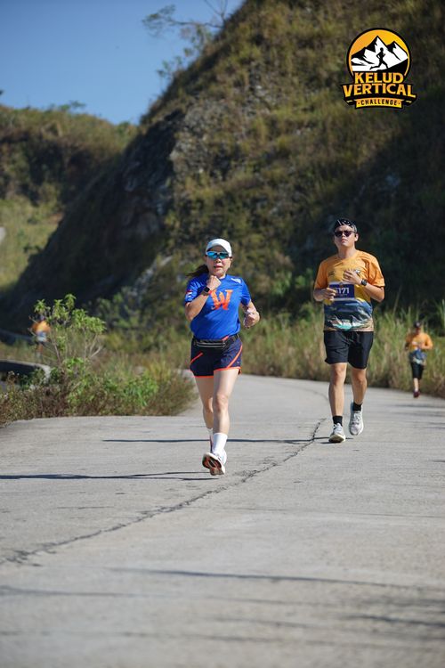 Race photo from Kelud Vertical Challenge 2024