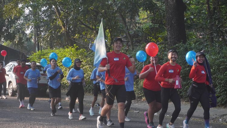 Race photo from Happy One Decade Unpad Runner