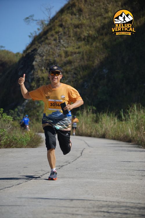 Race photo from Kelud Vertical Challenge 2024