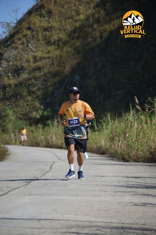 Race photo from Kelud Vertical Challenge 2024