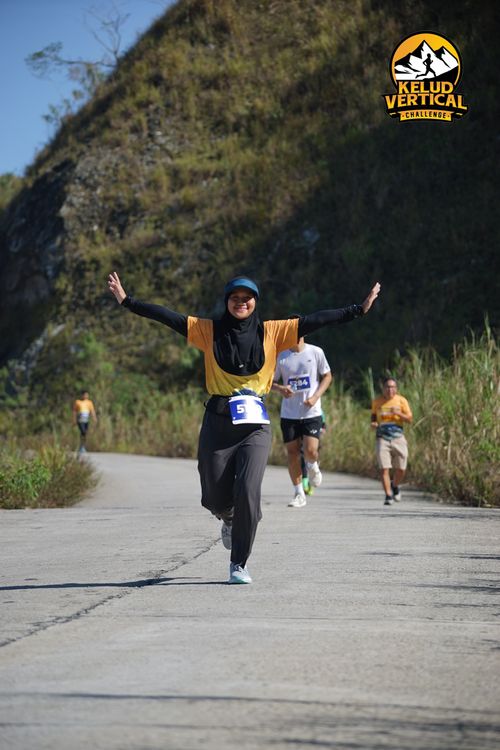 Race photo from Kelud Vertical Challenge 2024