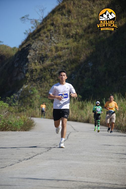 Race photo from Kelud Vertical Challenge 2024