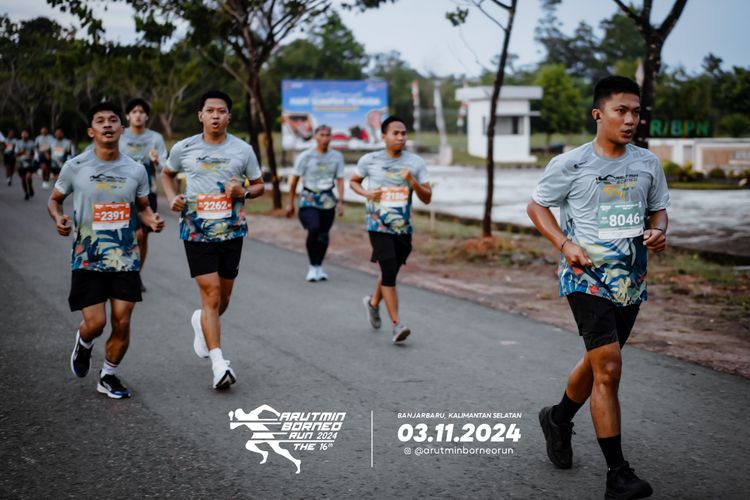 Race photo from Arutmin Borneo Run 2024