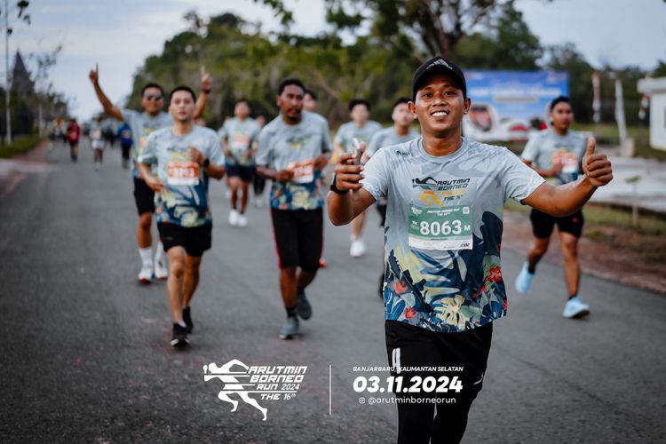 Race photo from Arutmin Borneo Run 2024