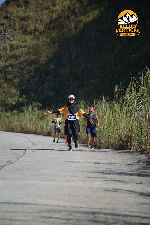 Race photo from Kelud Vertical Challenge 2024