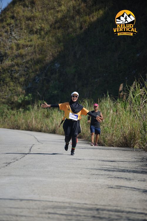 Race photo from Kelud Vertical Challenge 2024