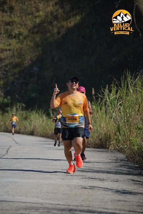 Race photo from Kelud Vertical Challenge 2024