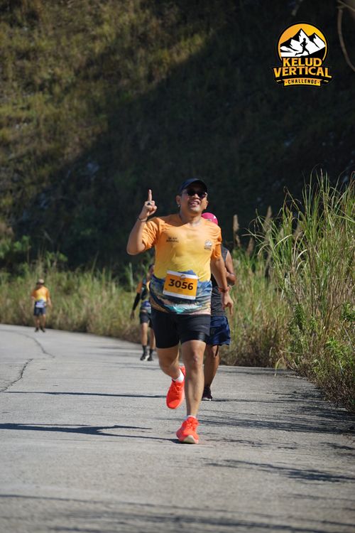 Race photo from Kelud Vertical Challenge 2024