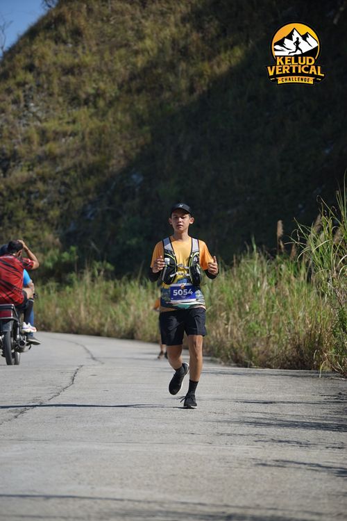 Race photo from Kelud Vertical Challenge 2024