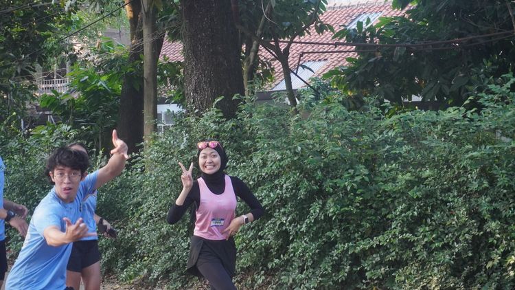 Race photo from Happy One Decade Unpad Runner