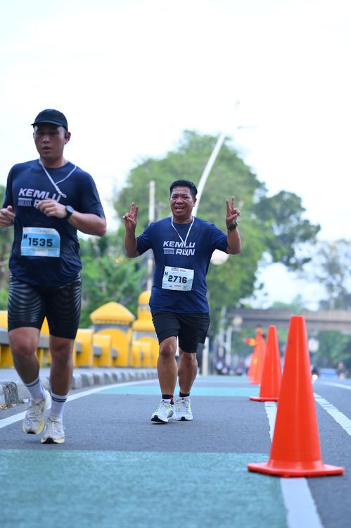 Race photo from KEMLU RUN 2025