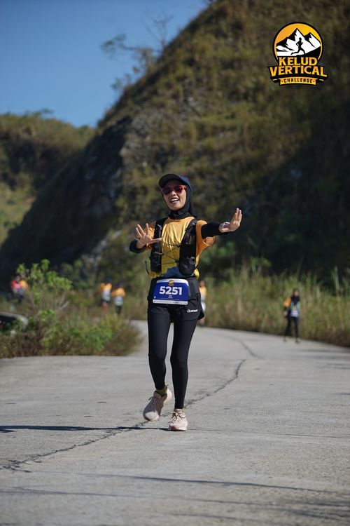 Race photo from Kelud Vertical Challenge 2024