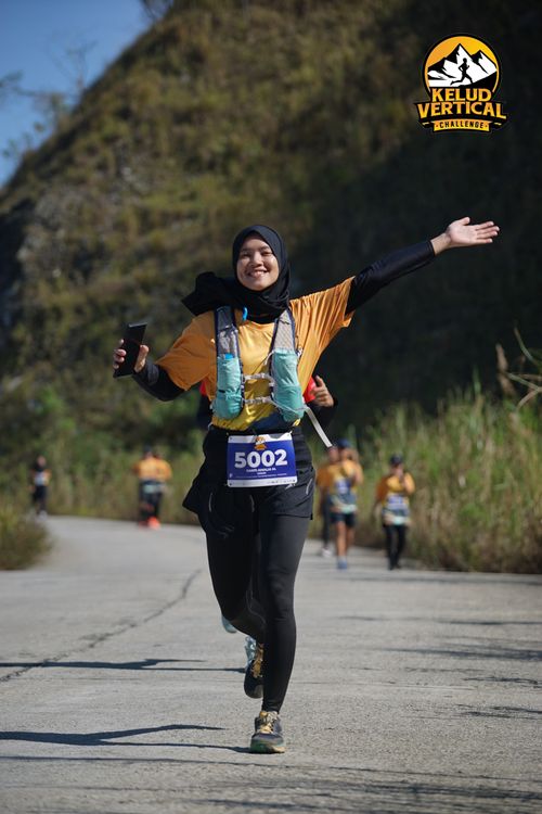 Race photo from Kelud Vertical Challenge 2024