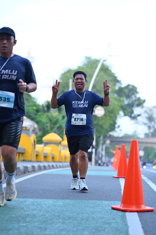 Race photo from KEMLU RUN 2025
