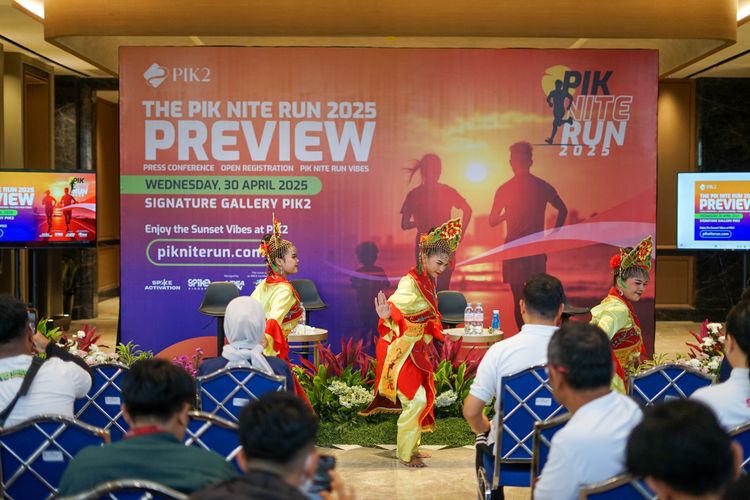 Race photo from PIK NITE RUN VIBES