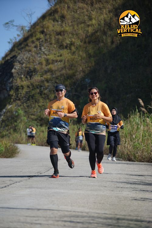 Race photo from Kelud Vertical Challenge 2024
