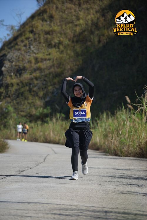 Race photo from Kelud Vertical Challenge 2024