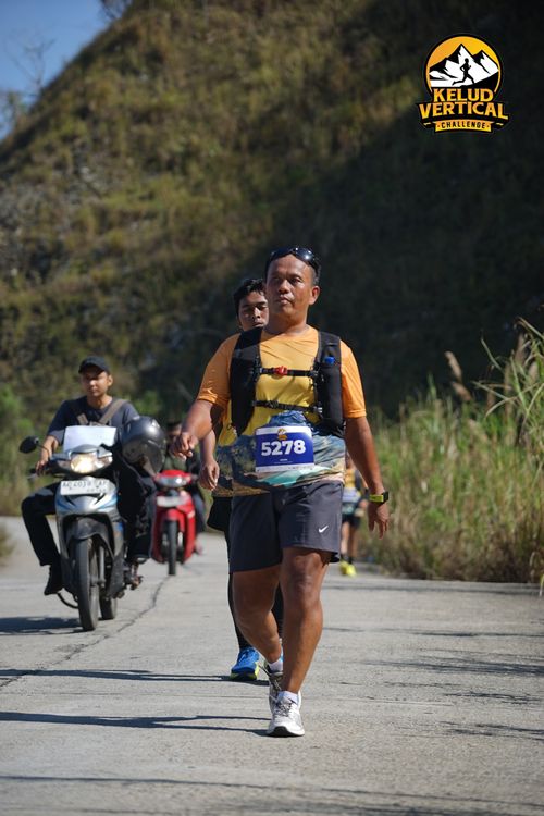 Race photo from Kelud Vertical Challenge 2024