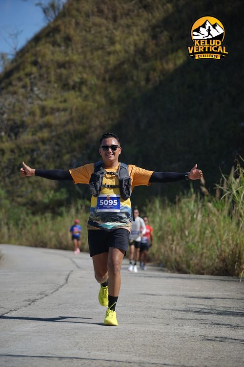 Race photo from Kelud Vertical Challenge 2024