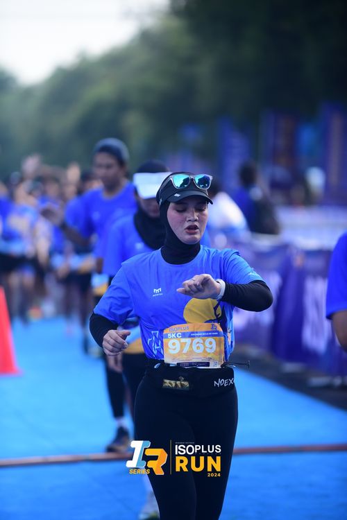 Race photo from Isoplus Run 2024 Surabaya