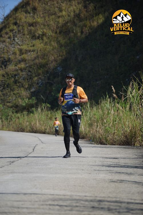 Race photo from Kelud Vertical Challenge 2024