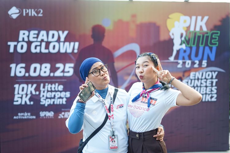 Race photo from PIK NITE RUN VIBES