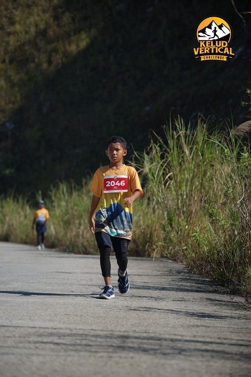 Race photo from Kelud Vertical Challenge 2024