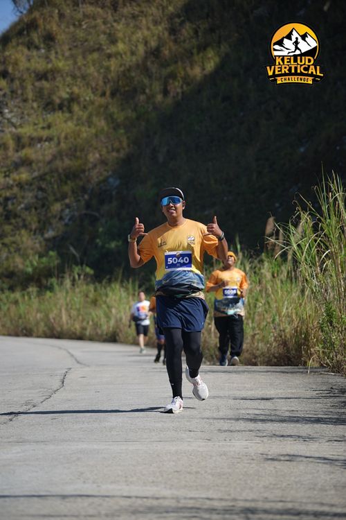 Race photo from Kelud Vertical Challenge 2024