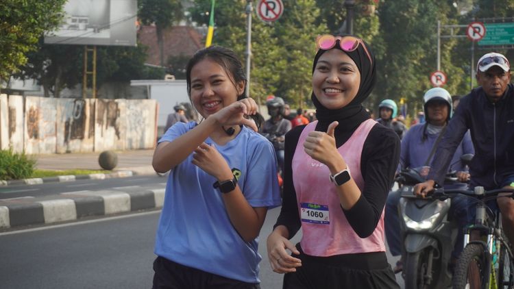 Race photo from Happy One Decade Unpad Runner