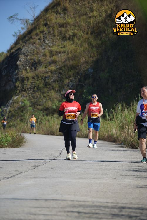 Race photo from Kelud Vertical Challenge 2024